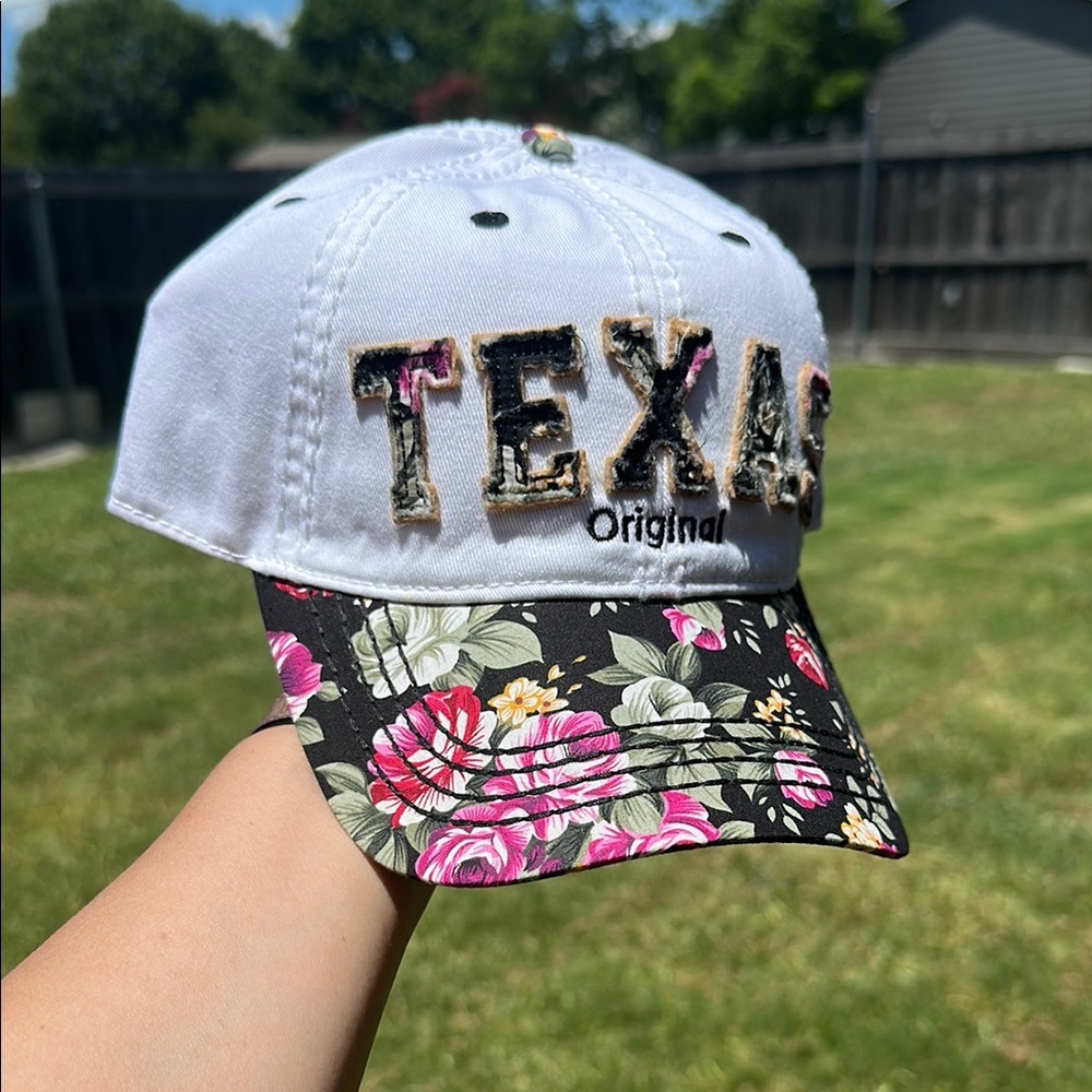 Robin Ruth White and Black Floral Texas Cap